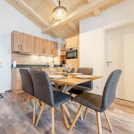 Falken 8 Apartment Kaprun